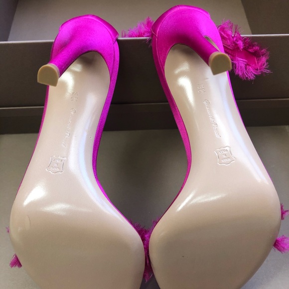 GIANVITO ROSSI Satin Ankle-Strap Sandals - Picture 7 of 8